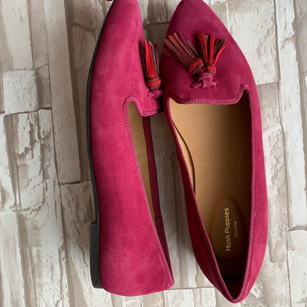Hush Puppies Sadie Tassel Suede Slip On 8.5 Wide